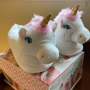 Unicorn Slippers new Girls XL